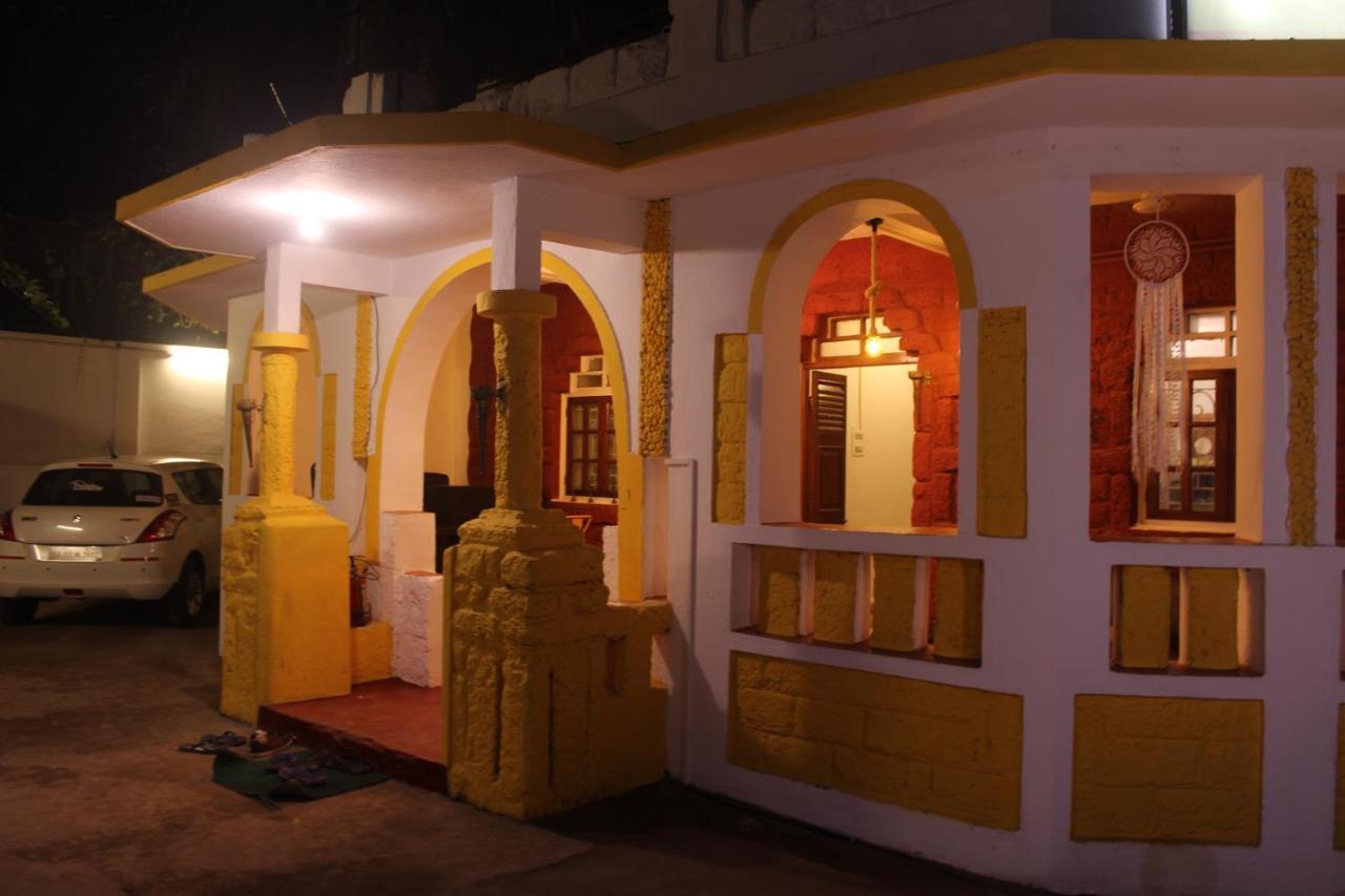 Aerostel - Backpacker'S Hostel In Goa Calangute Exteriér fotografie