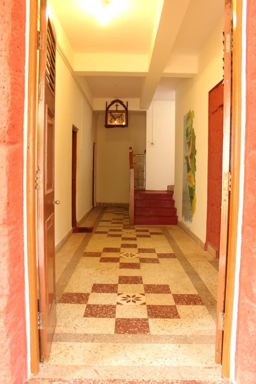 Aerostel - Backpacker'S Hostel In Goa Calangute Exteriér fotografie